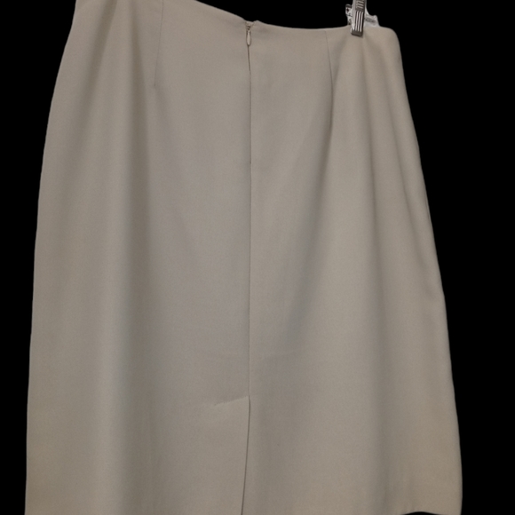 EUC-Uniform by John Paul Richard, Taupe Size 12 skirt Business - Picture 2 of 10